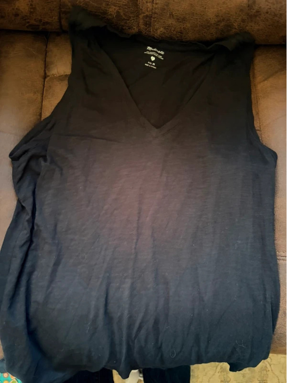 Maxwell v neck tank